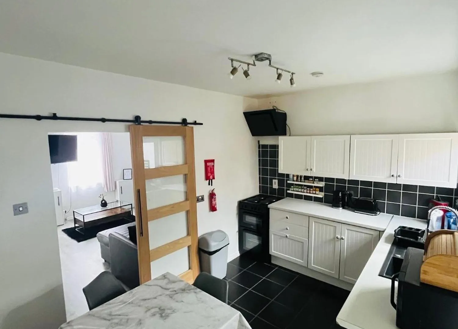 Holiday home Cosy House With Floating Beds In Belfast Villa