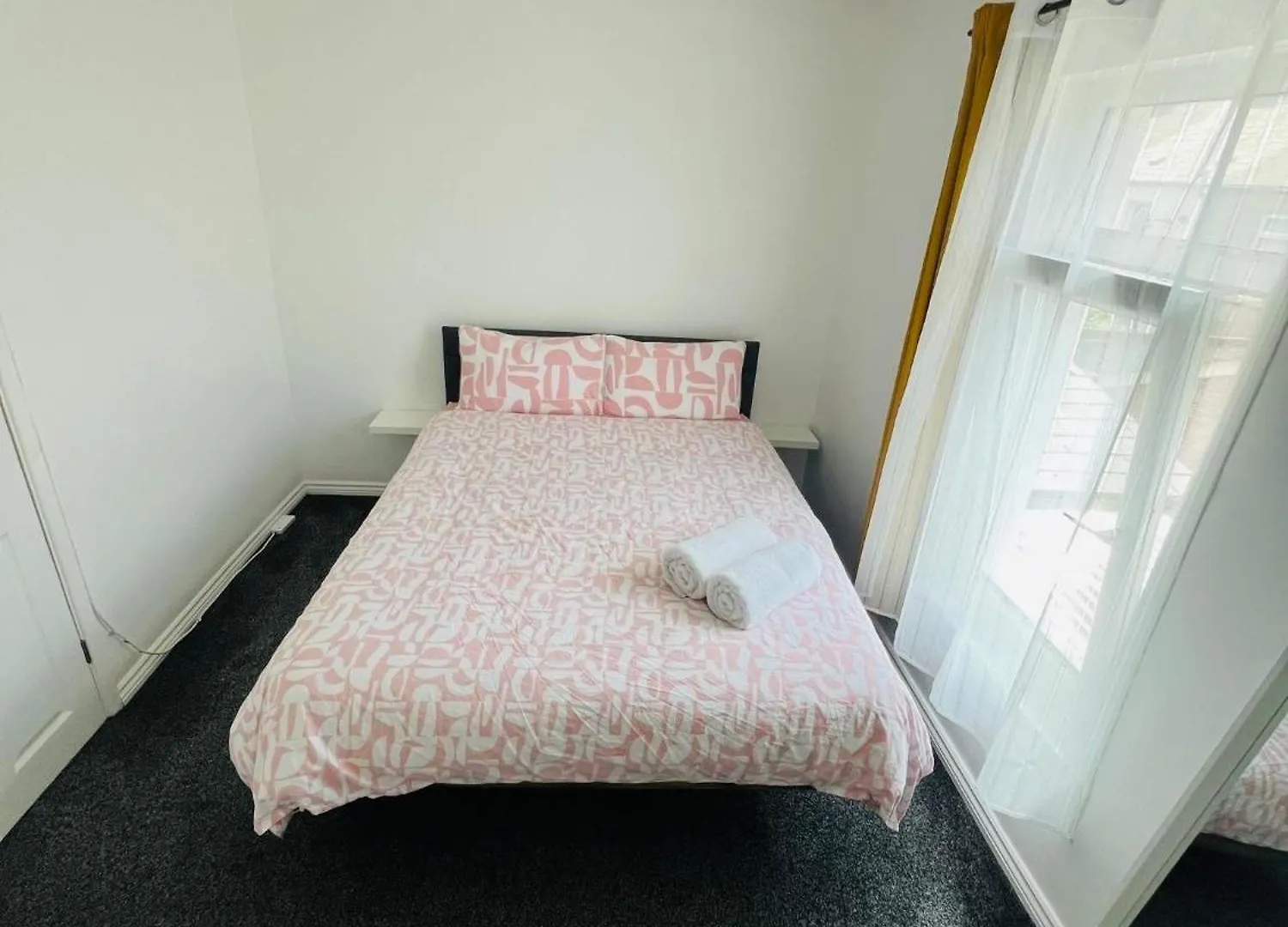 Cosy House With Floating Beds In Belfast Villa Holiday home