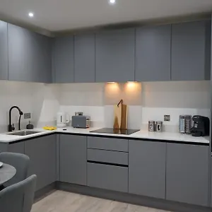 Luxury Centre Apartment