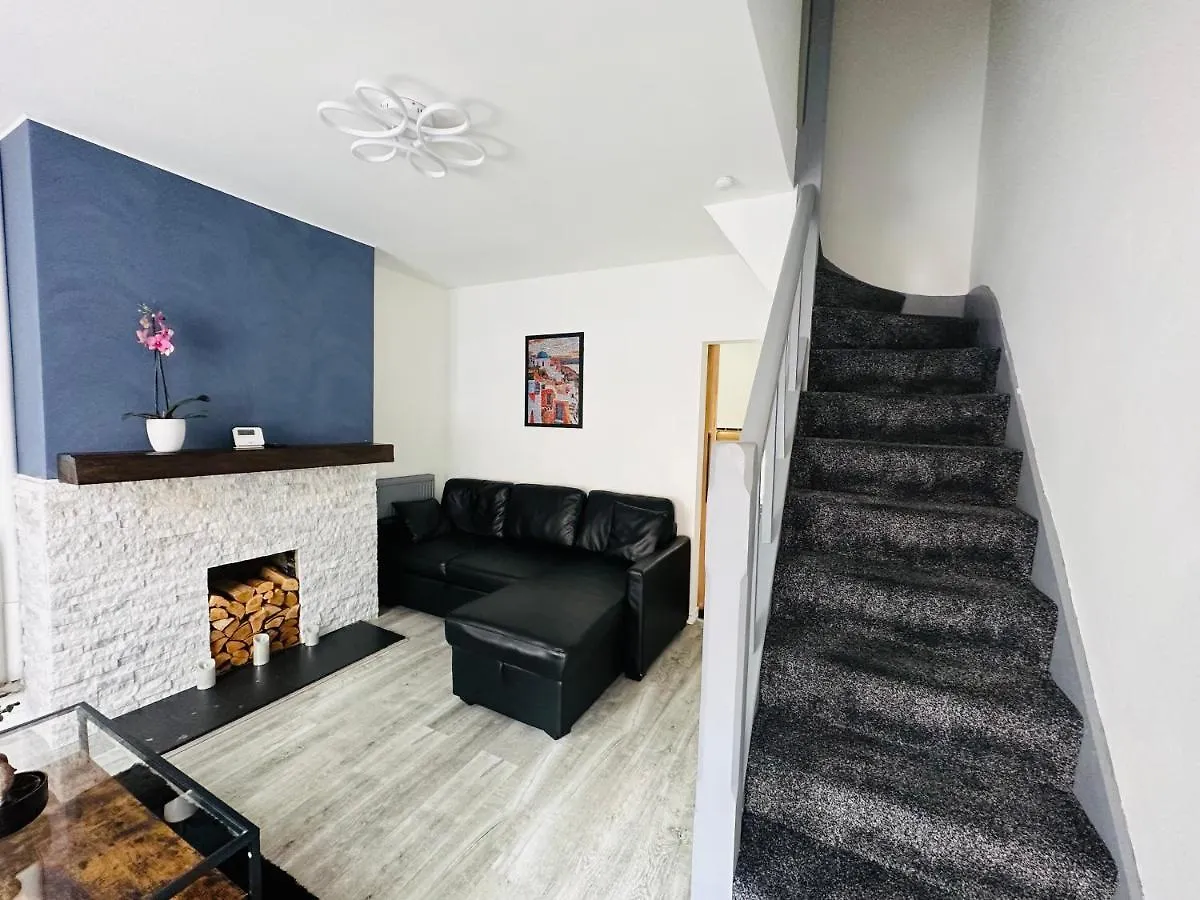 Cosy House With Floating Beds In Belfast Villa Nyaraló